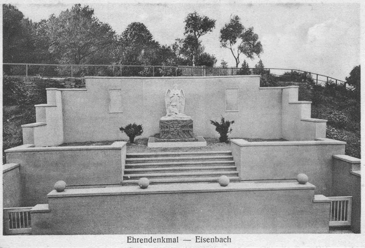 Ehrenmal-04